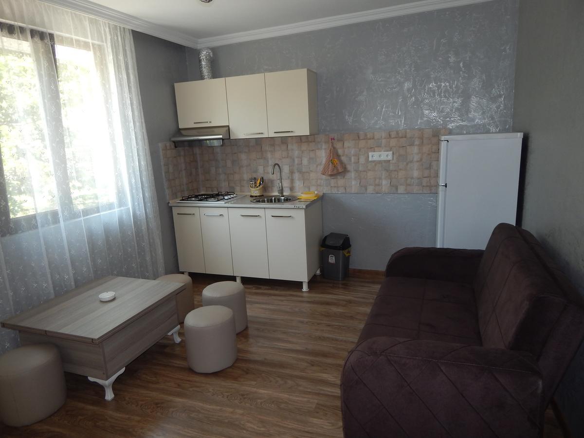Guest House On Angisa Batumi Kültér fotó